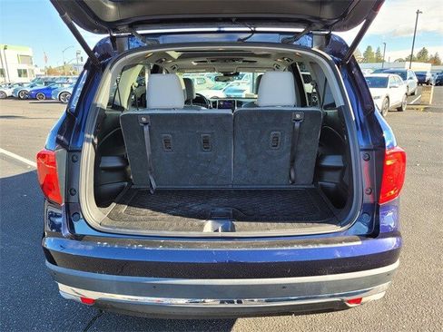Used 2018 Honda Pilot Elite image 11