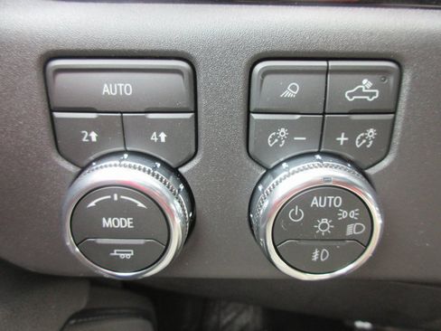 New 2026 GMC Sierra 1500 Elevation w/ Elevation Premium Package image 18