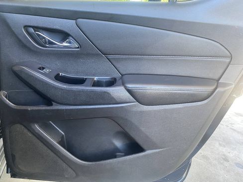Used 2019 Chevrolet Traverse RS AWD/4WD image 21