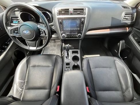 Used 2018 Subaru Outback 2.5i Limited AWD/4WD image 20