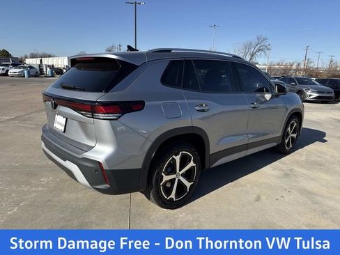 New 2026 Volkswagen Tiguan SE FWD image 2