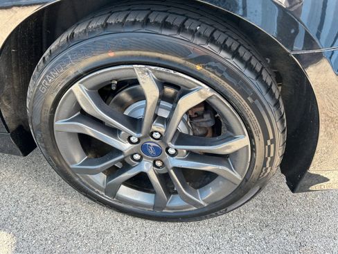 Used 2018 Ford Fusion SE w/ Equipment Group 601A image 35