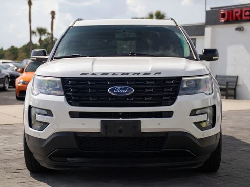 Used 2017 Ford Explorer Sport w/ Equipment Group 401A AWD/4WD image 4