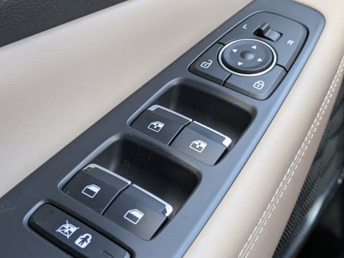 Used 2020 Hyundai Santa Fe Limited FWD image 25
