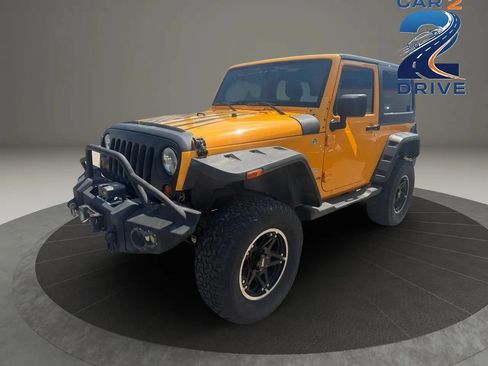 Used 2012 Jeep Wrangler Sahara w/ Connectivity Group AWD/4WD image 10