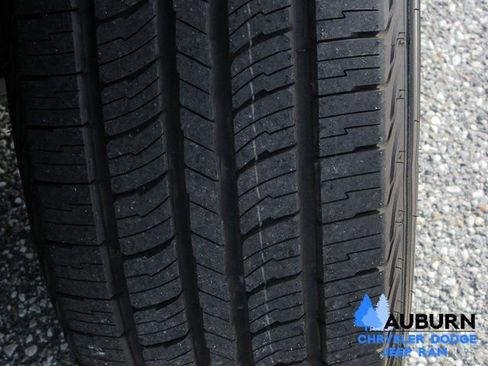 Used 2022 RAM 1500 Laramie w/ Off Road Group image 4