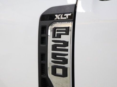 Used 2026 Ford F250 XLT image 21