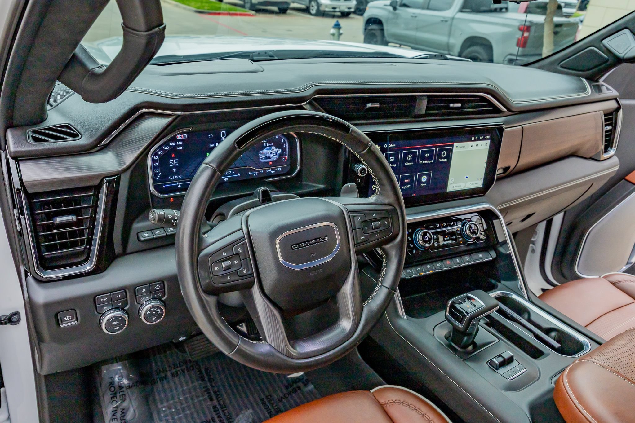 Used 2024 GMC Sierra 1500 Denali Ultimate AWD/4WD image 17
