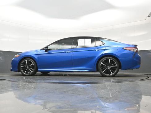 Used 2019 Toyota Camry XSE FWD image 29