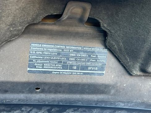 Used 2022 Nissan Titan SV image 33