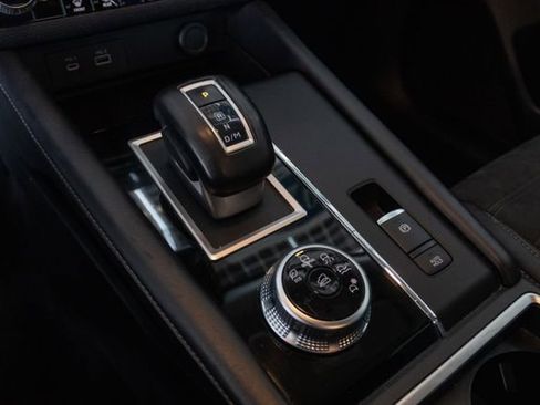 Used 2023 Mitsubishi Outlander SE image 21