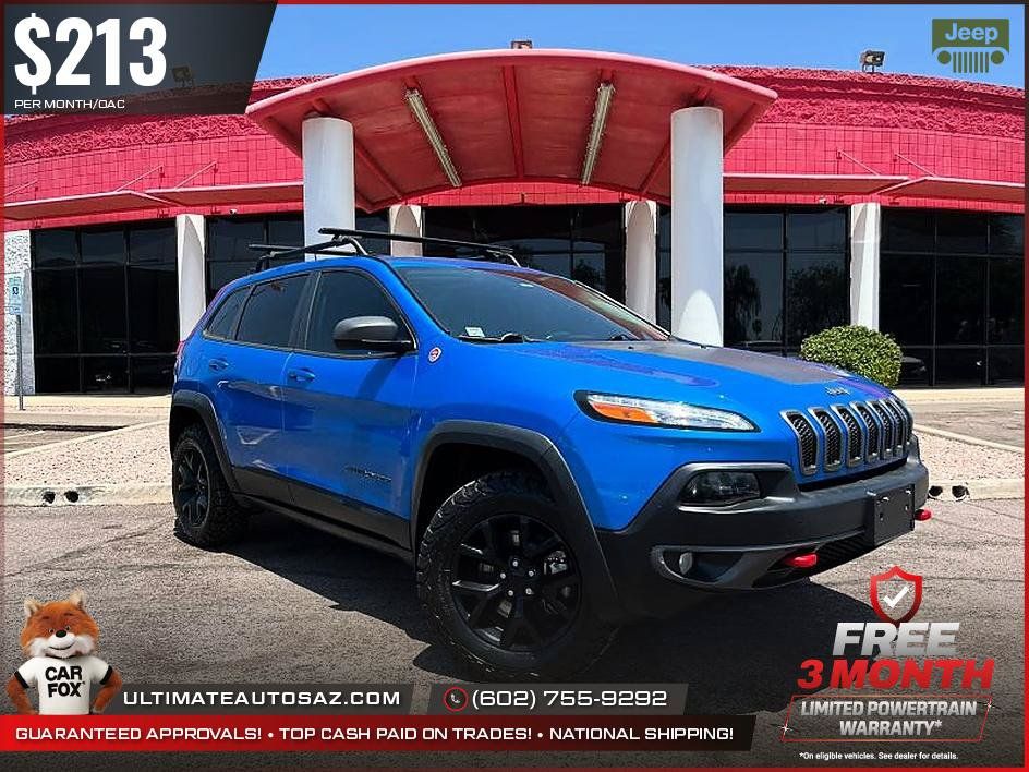 Used 2017 Jeep Cherokee Trailhawk w/ Comfort/Convenience Group AWD/4WD image 2