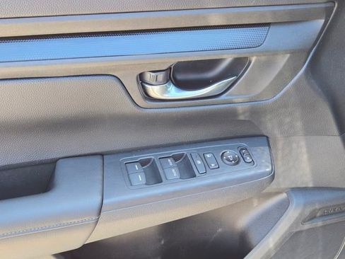 Certified 2025 Honda CR-V EX image 24