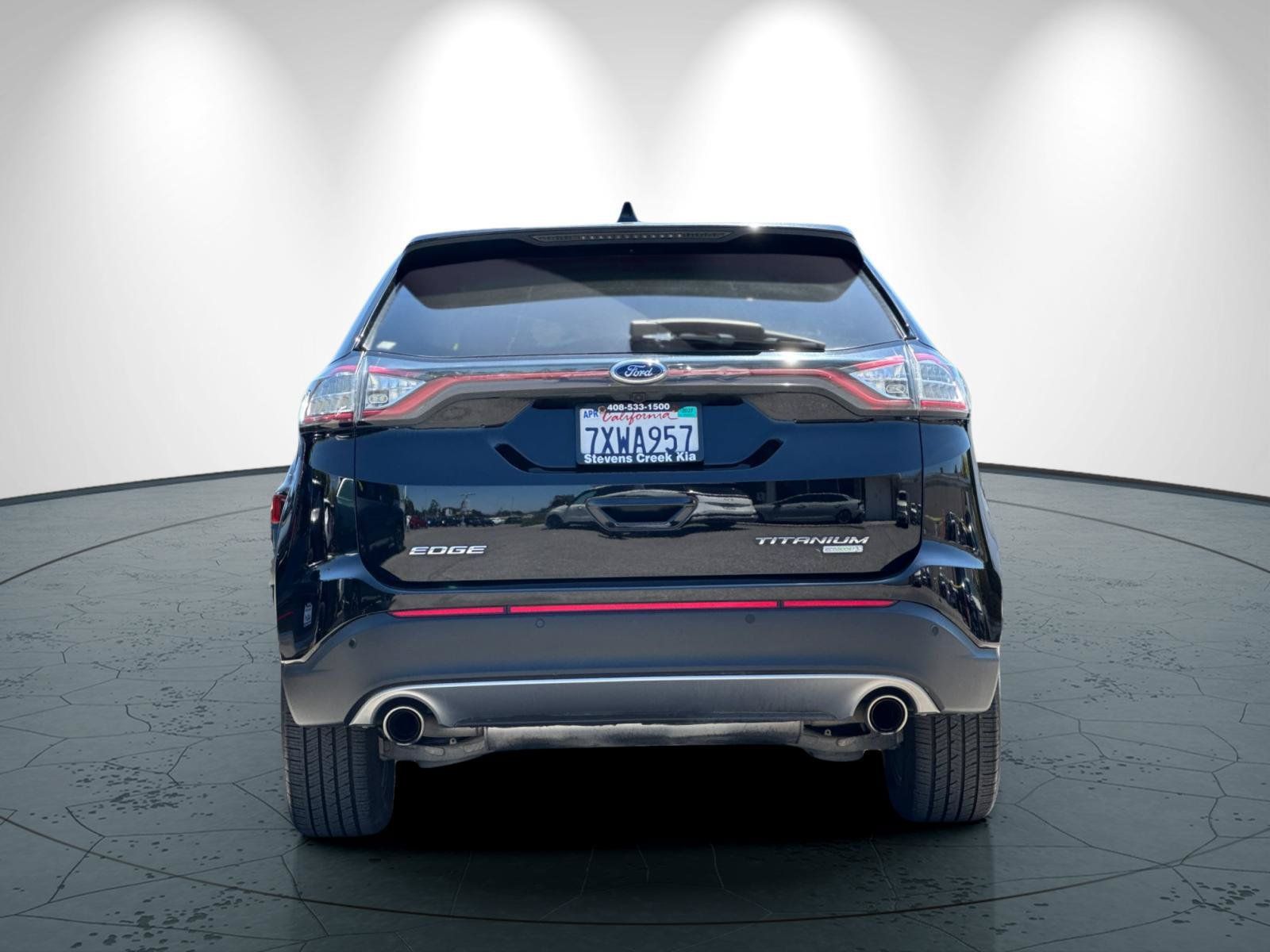 Used 2017 Ford Edge Titanium FWD image 5