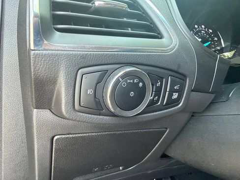 Used 2024 Ford Edge Titanium AWD/4WD image 26