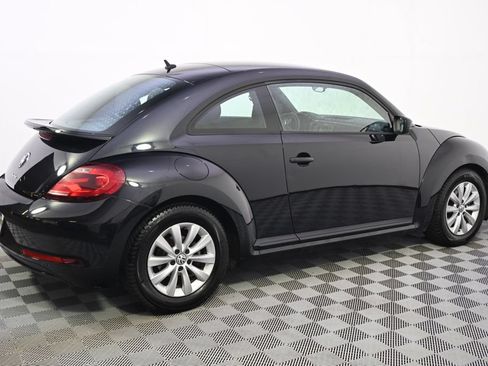 Used 2018 Volkswagen Beetle 2.0T S FWD image 6