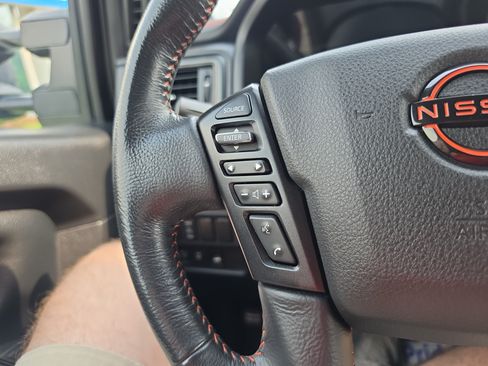 Used 2023 Nissan Titan PRO-4X AWD/4WD image 22