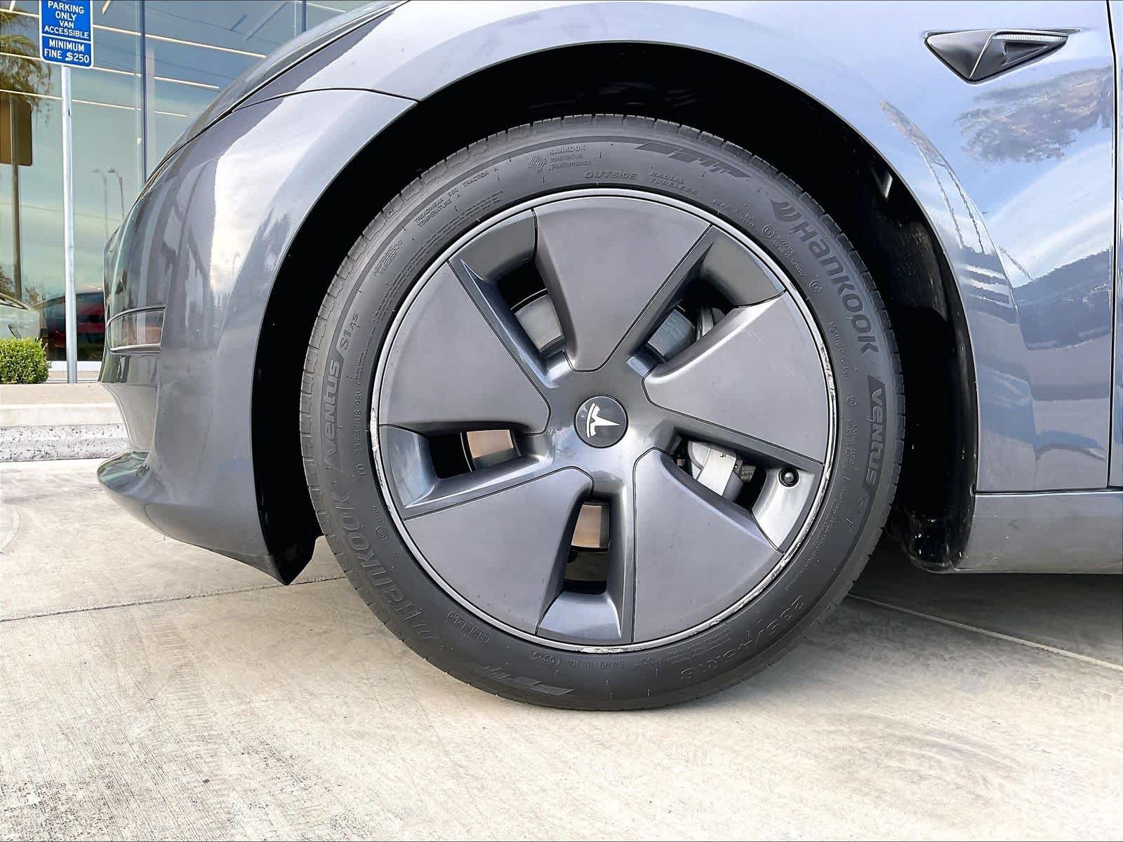 Used 2023 Tesla Model 3 Standard Range RWD image 12