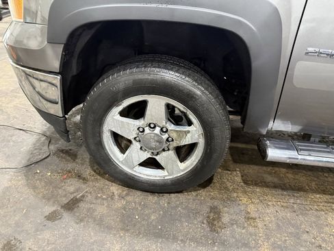 Used 2012 GMC Sierra 2500 SLE w/ HD SLE Premium Package image 45