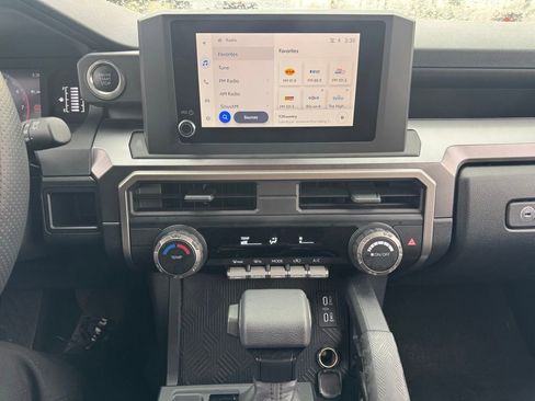 Used 2025 Toyota 4Runner TRD Sport Premium image 9