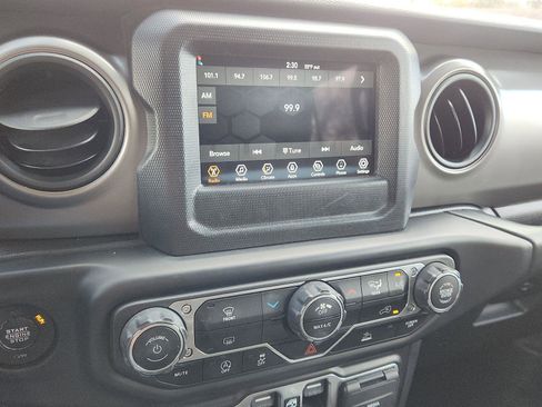 Certified 2022 Jeep Wrangler Unlimited Sport image 18