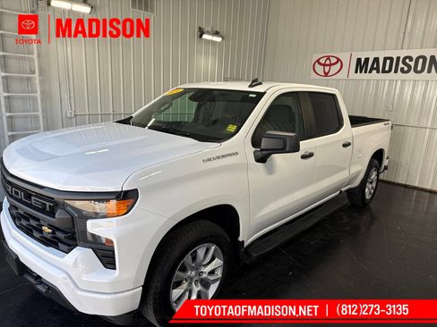Used 2024 Chevrolet Silverado 1500 Custom AWD/4WD image 1