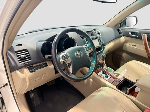 Used 2013 Toyota Highlander Limited FWD image 7