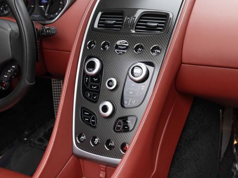Used 2014 Aston Martin Vanquish Volante RWD image 14