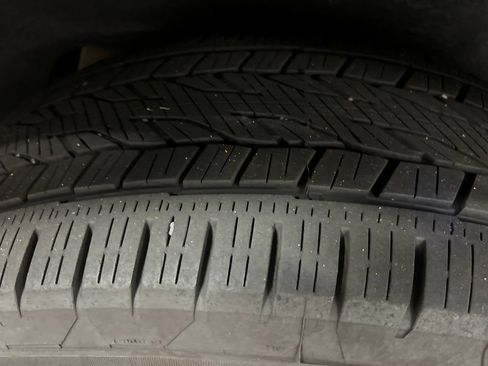 Certified 2025 GMC Yukon Denali AWD/4WD image 11
