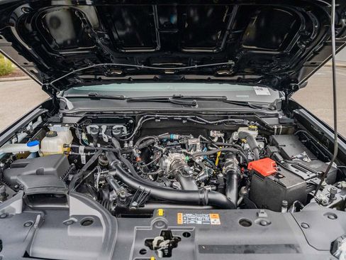 Used 2025 Ford Ranger XLT w/ Chrome Accent Package image 20