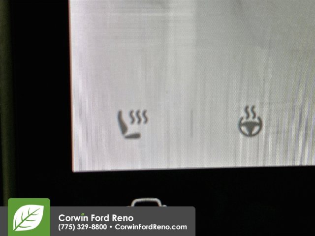 Used 2021 Tesla Model Y Long Range AWD/4WD image 21