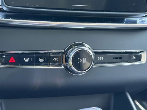 New 2026 Volvo XC90 T8 Plus image 28