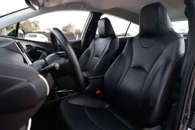 Used 2019 Toyota Prius XLE FWD image 9