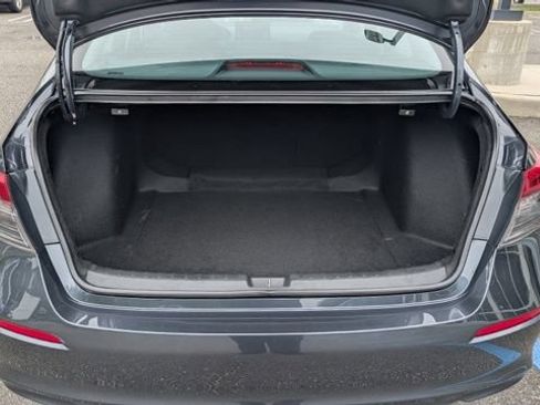 Used 2023 Honda Civic EX image 10