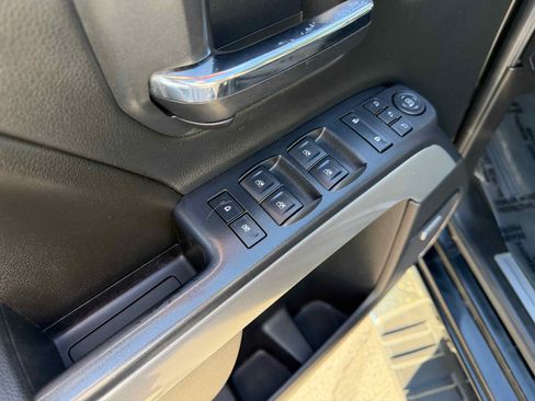 Used 2015 Chevrolet Silverado 2500 LTZ w/ LTZ Plus Package image 18