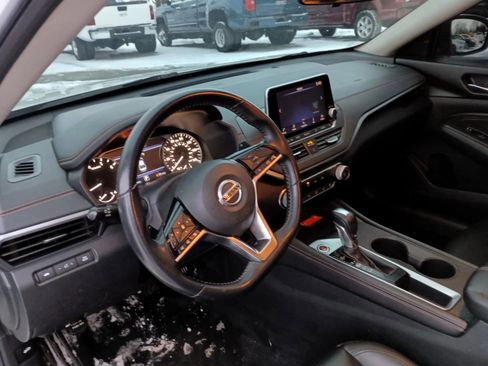 Used 2020 Nissan Altima 2.5 SR image 10