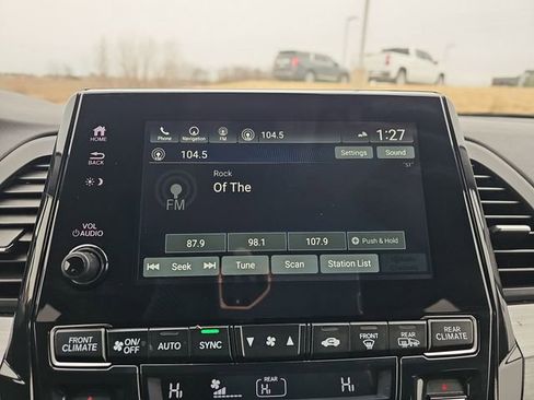 Used 2023 Honda Odyssey Elite image 13