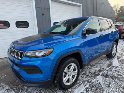 Used 2023 Jeep Compass Sport w/ Mopar Graphics Package
