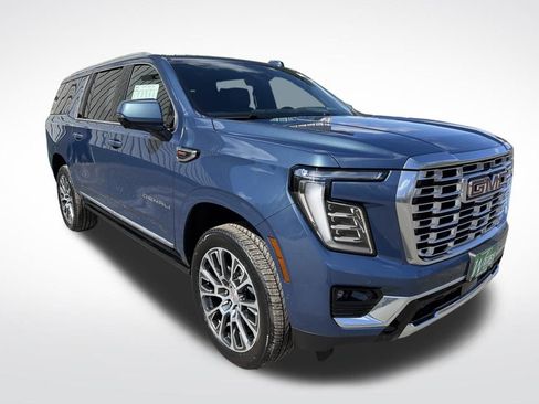 New 2026 GMC Yukon XL Denali w/ Denali Reserve Package AWD/4WD image 9