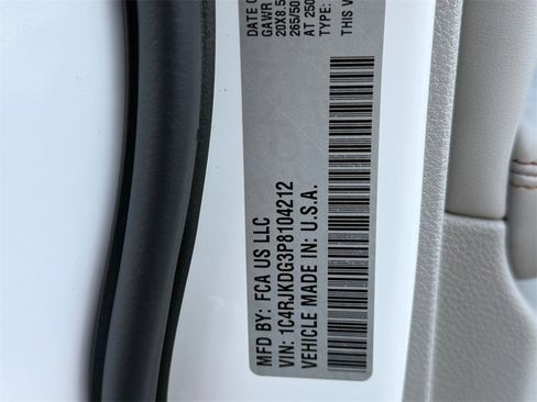 Used 2023 Jeep Grand Cherokee L Overland image 30