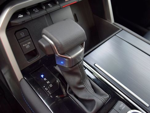 Used 2025 Toyota Tundra Platinum image 15