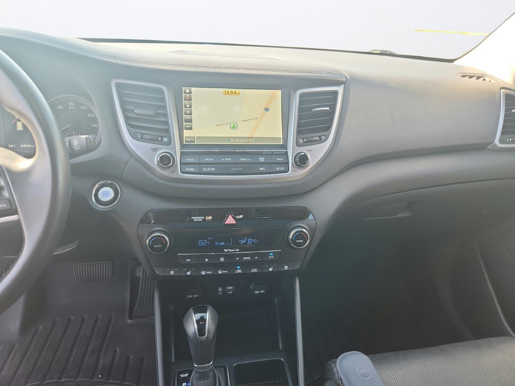 Used 2016 Hyundai Tucson Limited w/ Option Group 03 AWD/4WD image 18