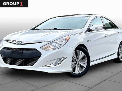 Used 2014 Hyundai Sonata Limited w/ Panoramic Sunroof Package 02 FWD image 1