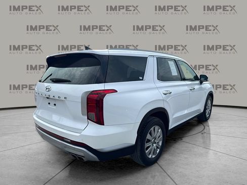 Used 2025 Hyundai Palisade SEL FWD image 3
