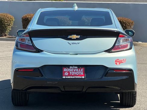 Used 2018 Chevrolet Volt LT FWD image 8
