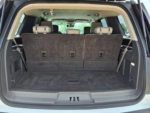 Used 2021 Ford Expedition XLT RWD image 12