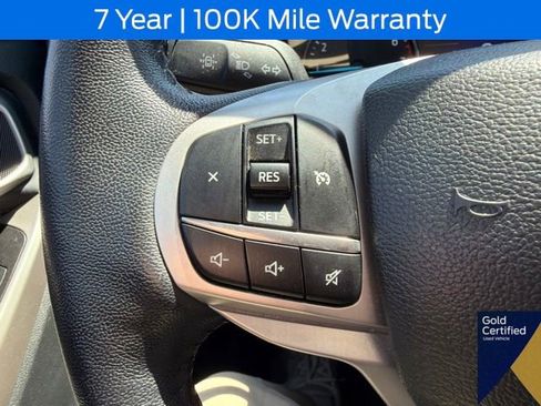 Used 2023 Ford Explorer XLT w/ Equipment Group 202A AWD/4WD image 46