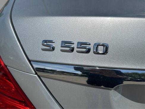 Used 2016 Mercedes-Benz S 550 4MATIC Sedan w/ Premium Package image 32