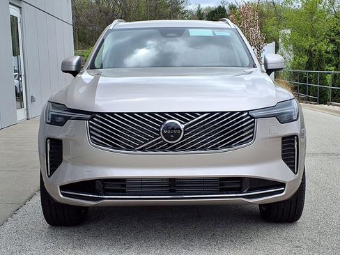 New 2026 Volvo XC90 T8 Ultra w/ Protection Package AWD/4WD image 2