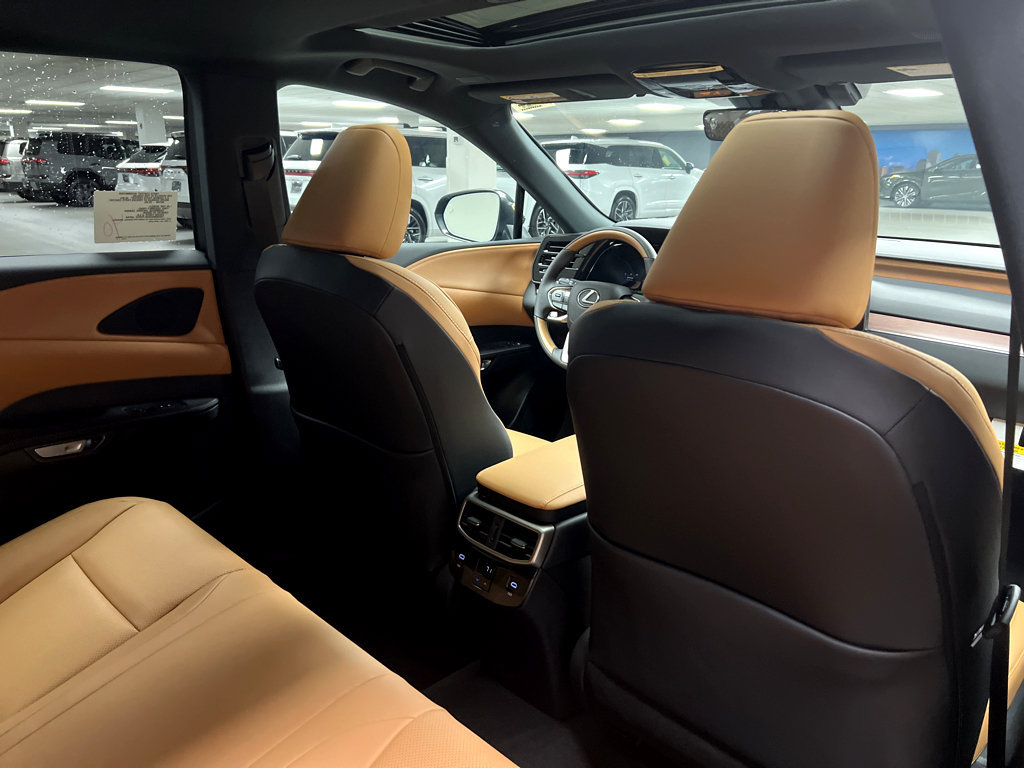 New 2026 Lexus RX 350h AWD/4WD image 22